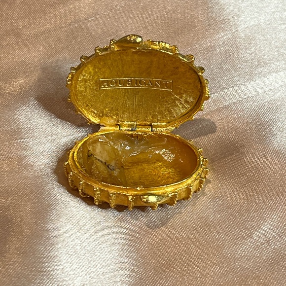Vintage Houbigant perfume locket - Picture 6 of 8